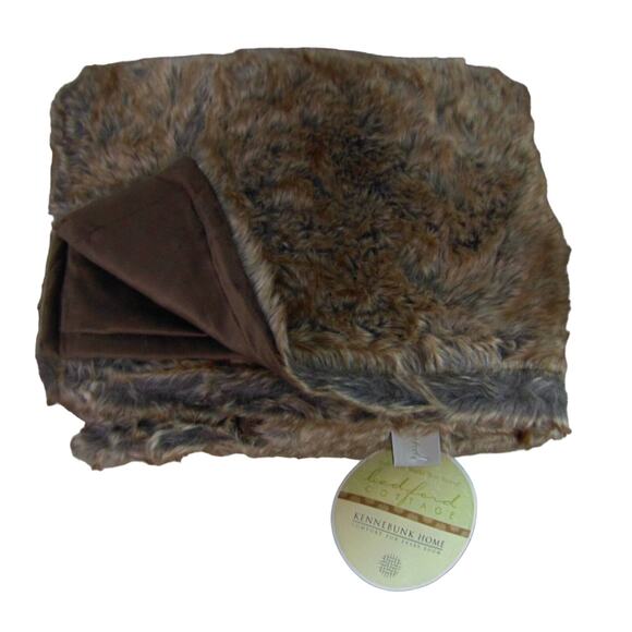 NEW Eskimo Brown Faux Fur & Fleece THROW 50x60 BLANKET Bedford Cottage Kennebunk - Picture 1 of 12